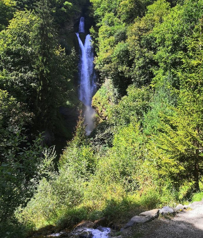 Cascade de Chedde景点图片