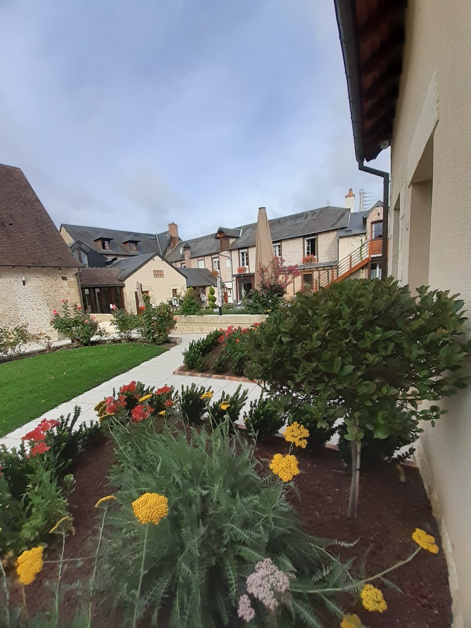 La Chaumiere Hotel & Restaurant-官方