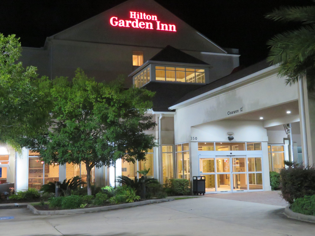 科文顿/曼德维尔希尔顿花园酒店主图