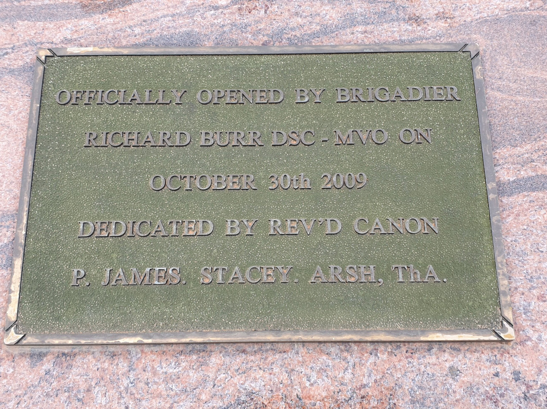 Riverland Vietnam War Veterans & Post World War Two Memorial景点图片