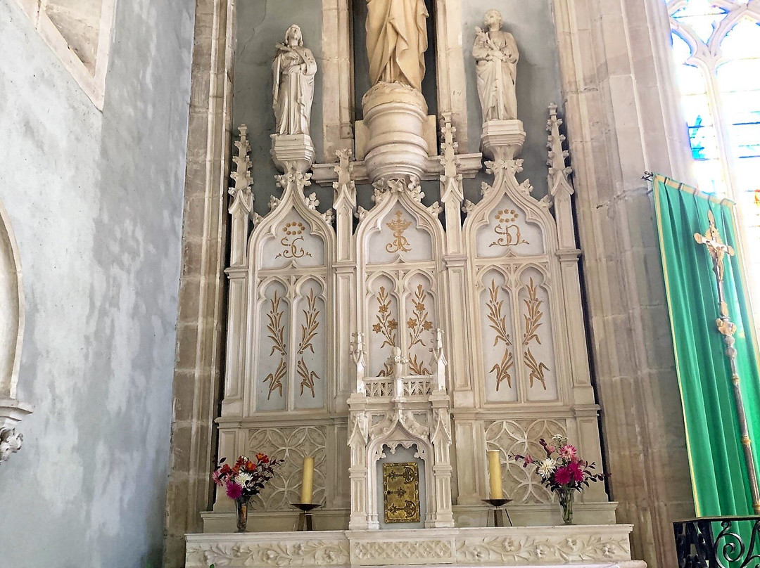 Eglise Saint-Pierre-Saint-Pierre-du-Chemin必去景点