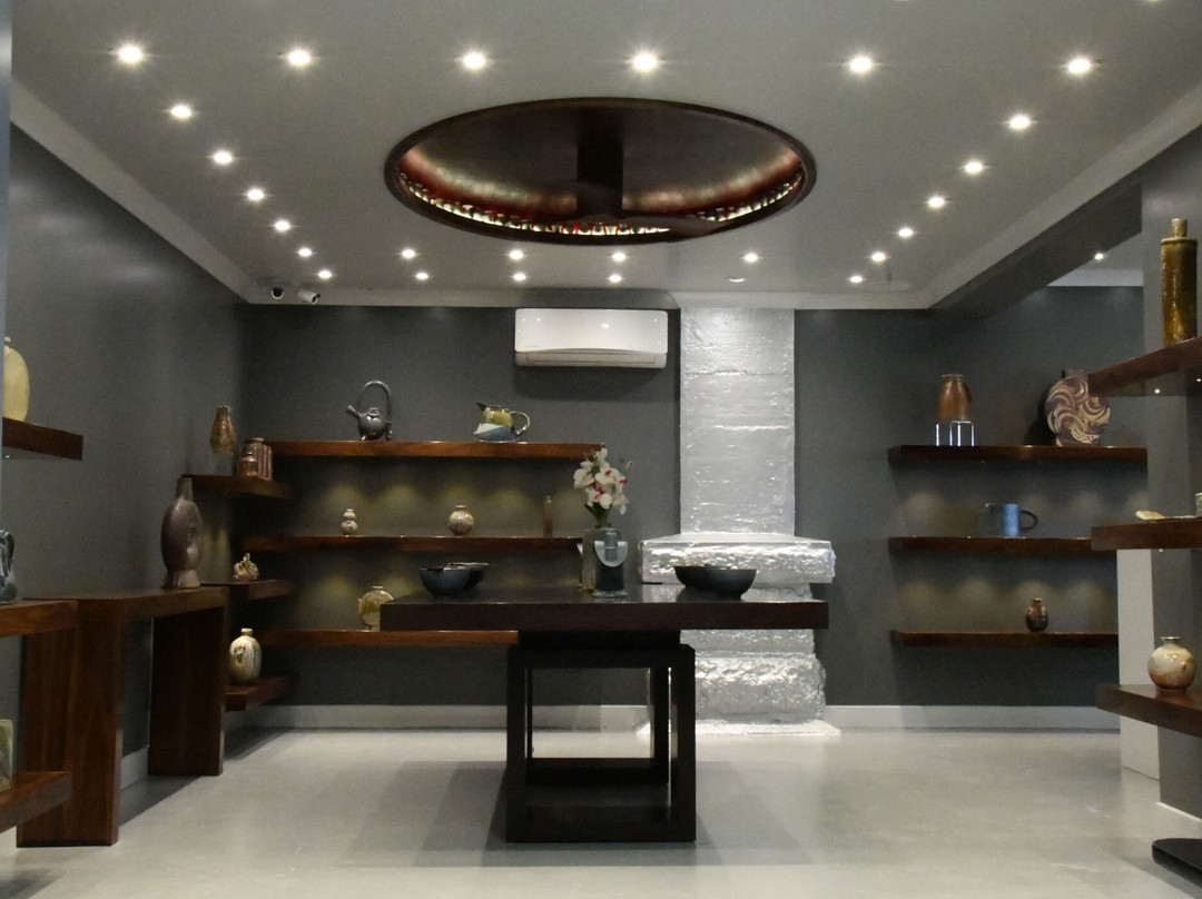 Jon Faulkner Pottery-Sandys Parish必去景点