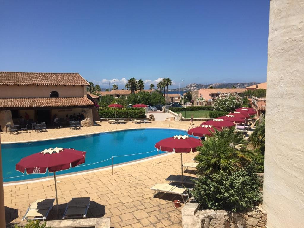 Club Esse Posada Beach Resort主图