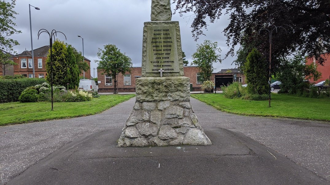 Stepps War Memorial景点图片