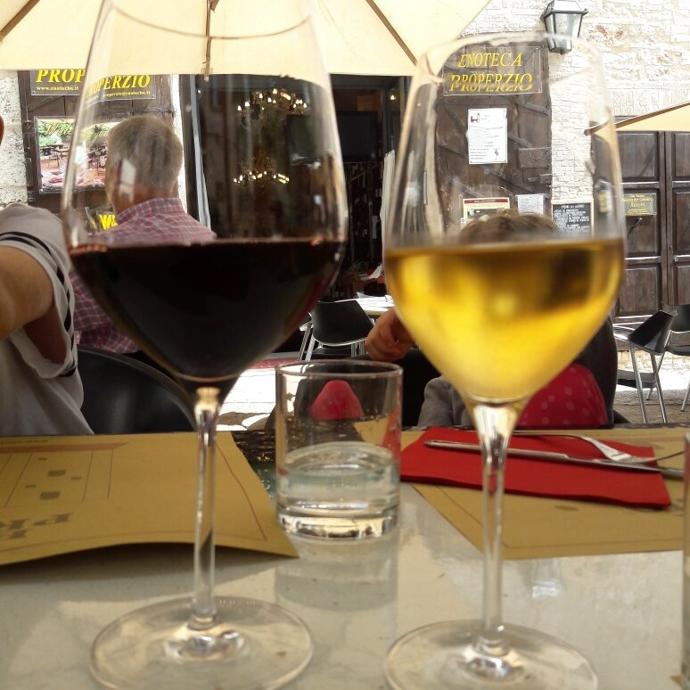 Enoteca Properzio-Spello必去景点