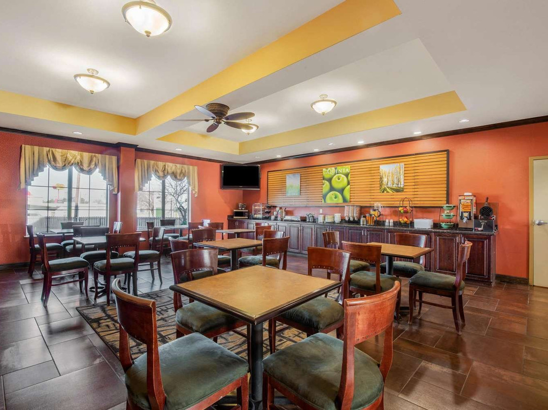 La Quinta Inn & Suites by Wyndham Eastland主图