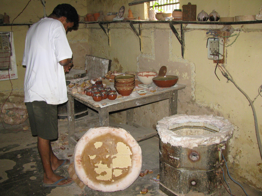 Andretta Pottery & Craft Society景点图片