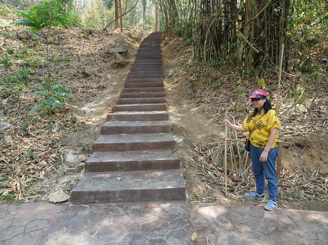 Lom Phu Khiew-敖县必去景点