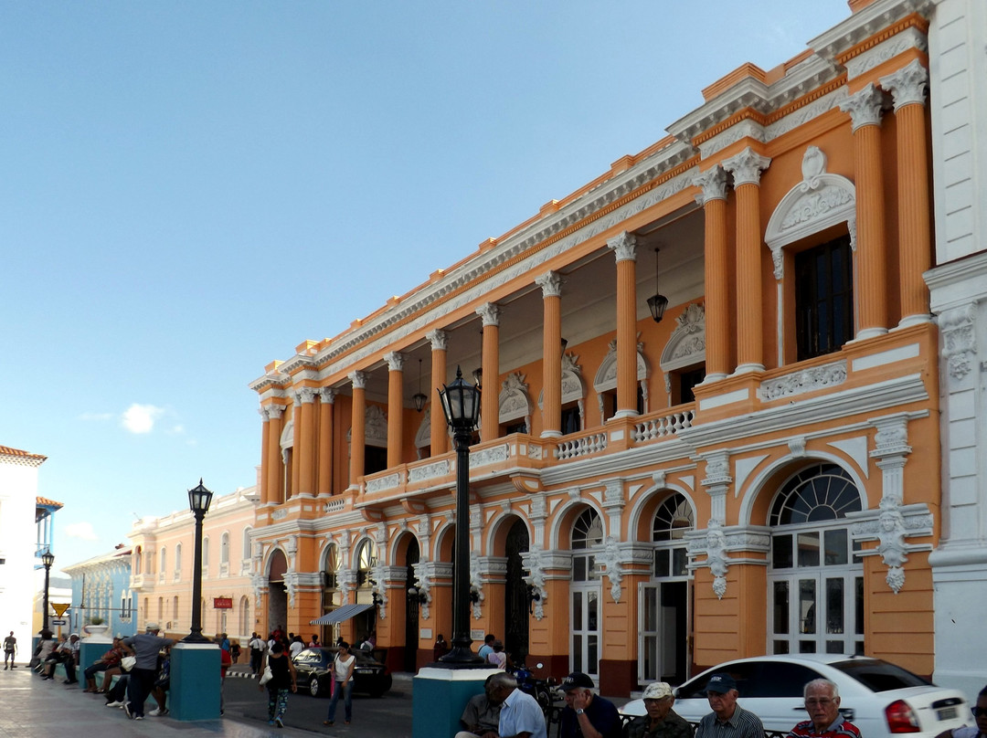 Céspedes Park景点图片
