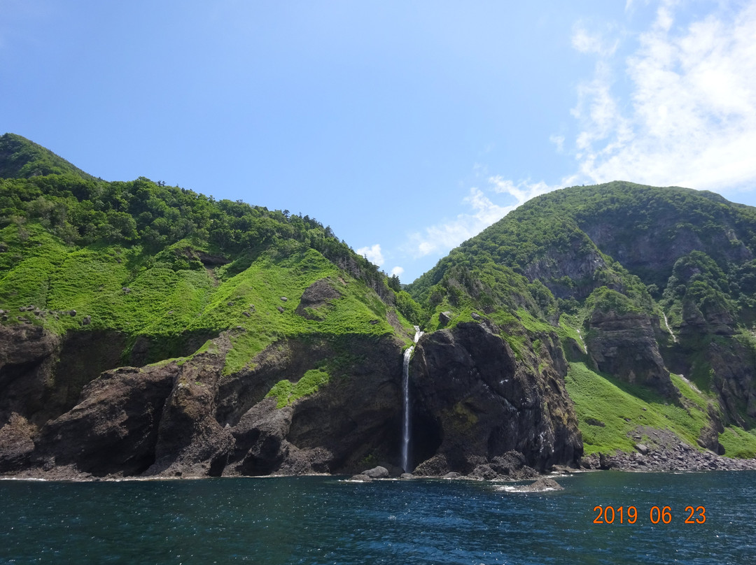 Kashuni Falls景点图片