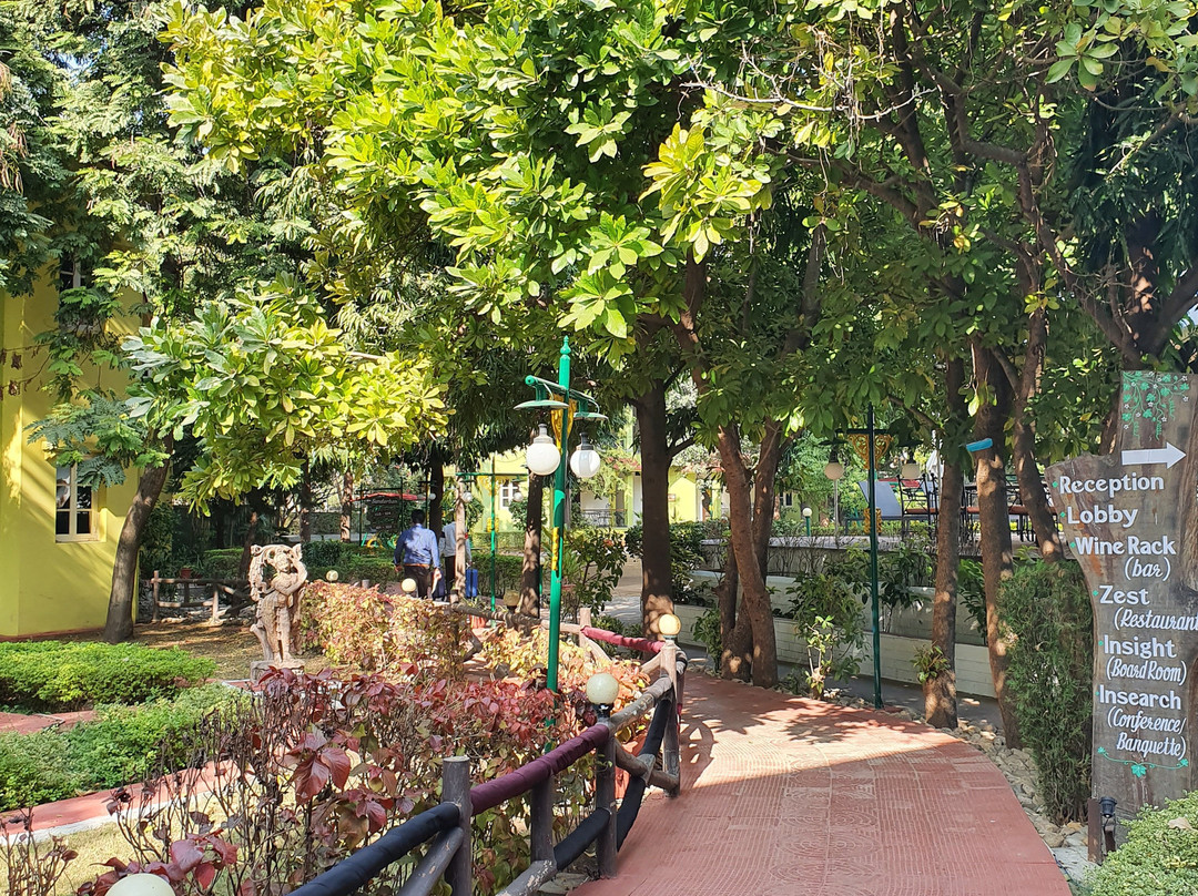 史尔皮度假村主图