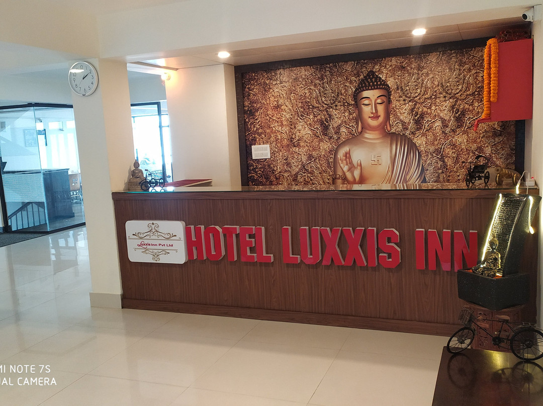 Hotel Luxxis Inn主图
