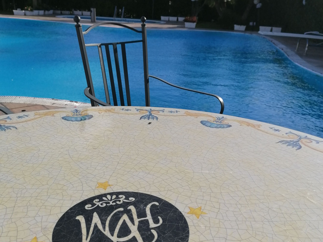 美第奇别墅酒店主图