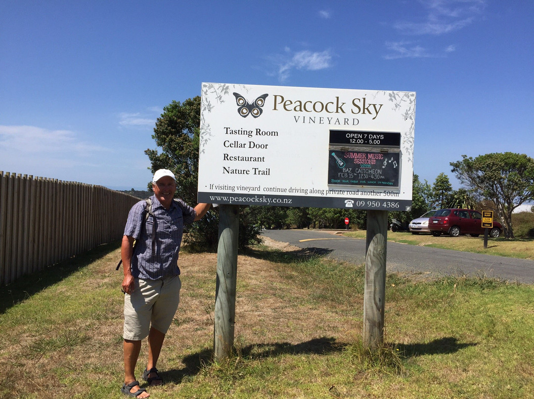 Peacock Sky Vineyard-怀系奇岛必去景点