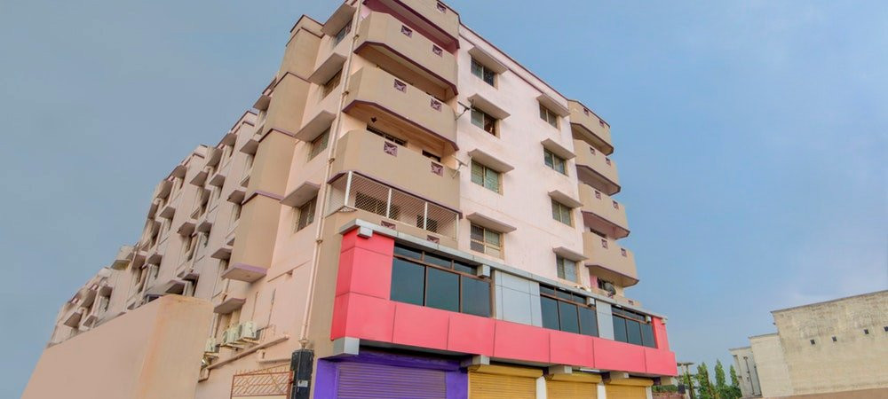 Treebo Trip White Woods主图