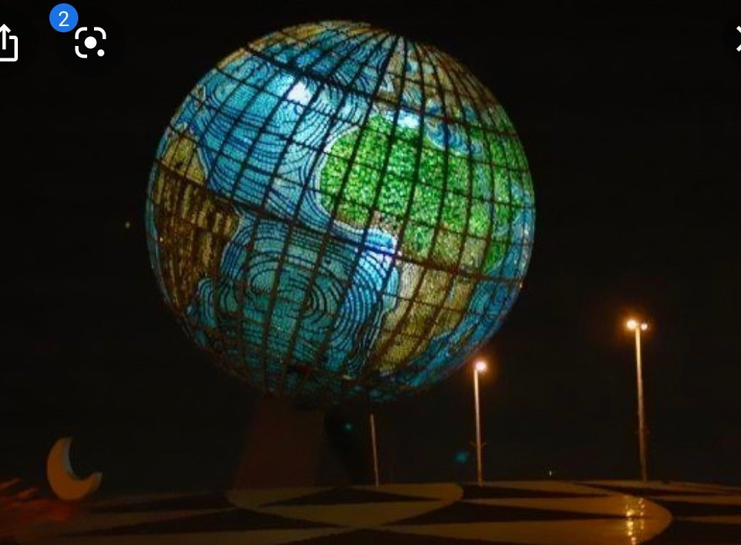 Globe Roundabout-吉达必去景点