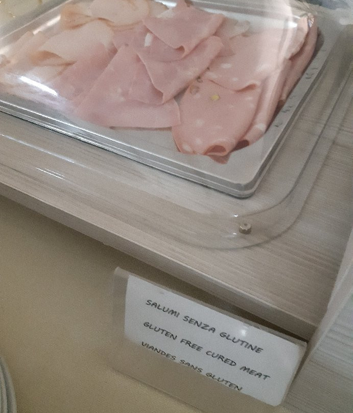 拉罗莎比安卡酒店主图