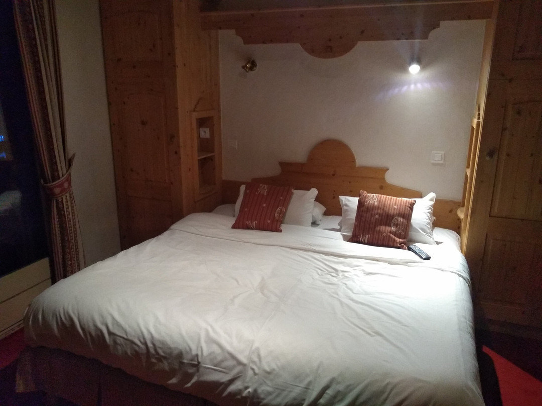 肯克恩酒店主图