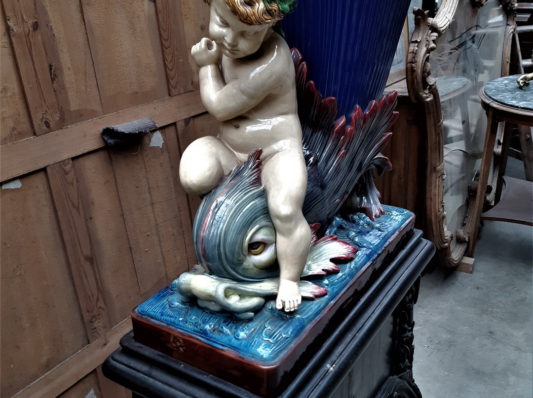 Antiquites Rodriguez Decoration-圣旺必去景点