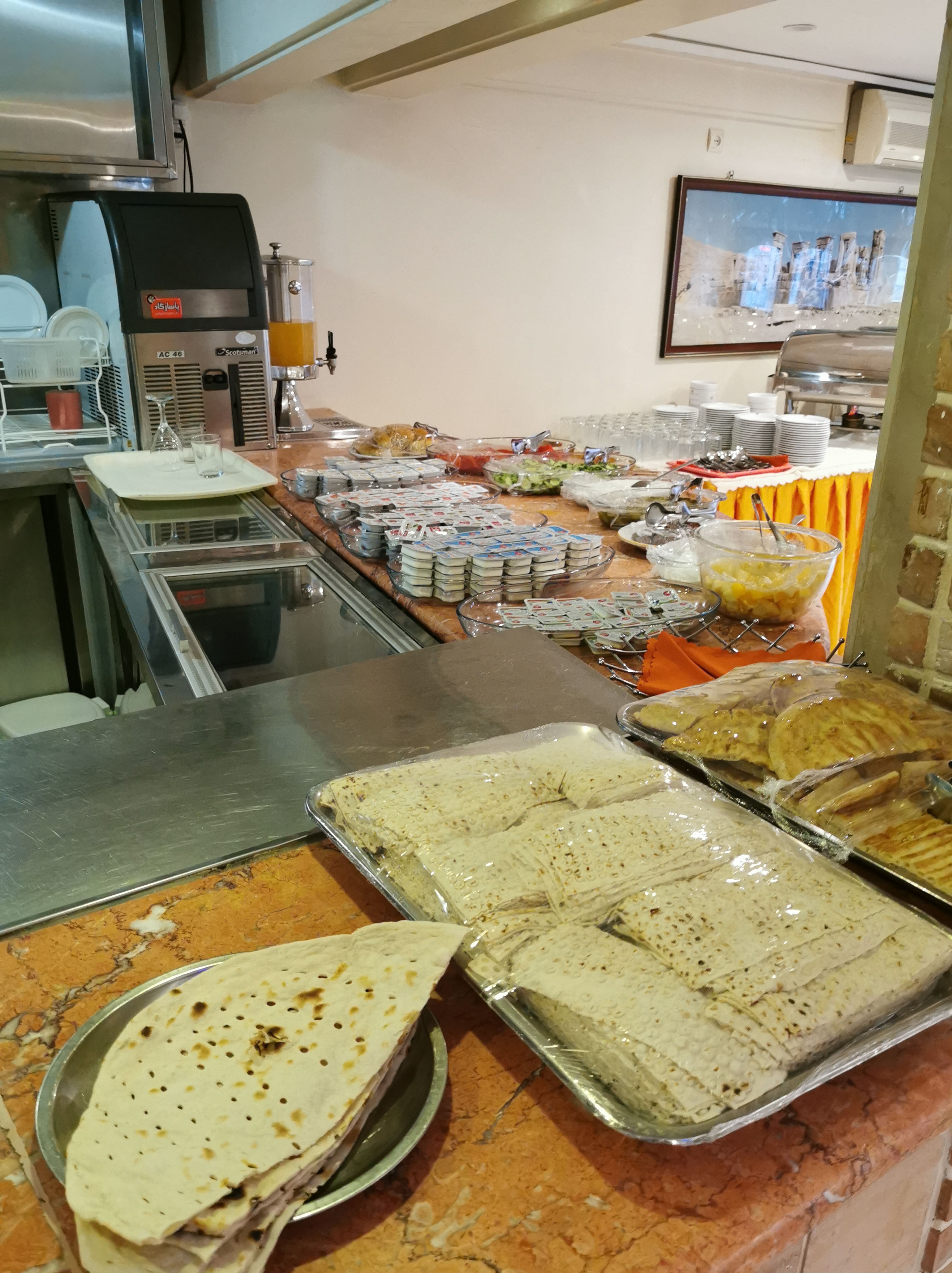 Arg Shiraz Hotel-餐饮