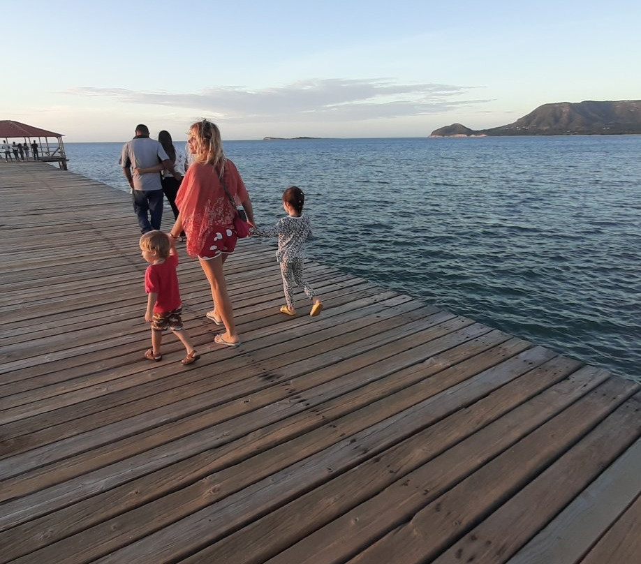 Marina Del Mar Hotel主图