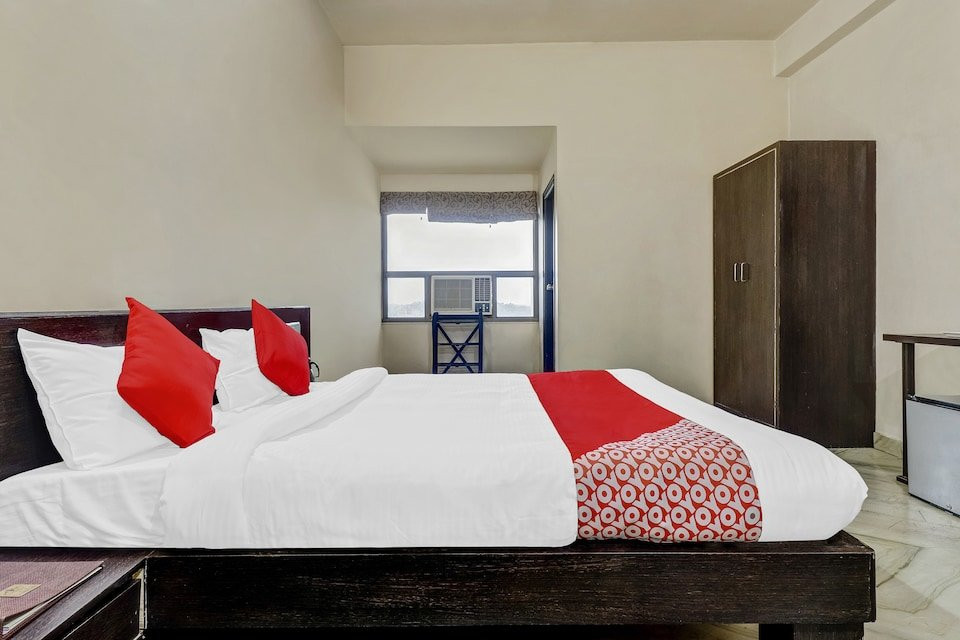 Jypore Saffron Inn & Suites主图