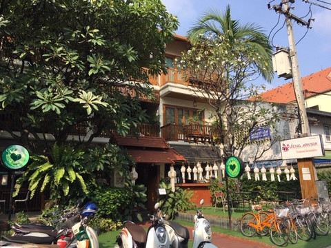 荣颂歌酒店主图