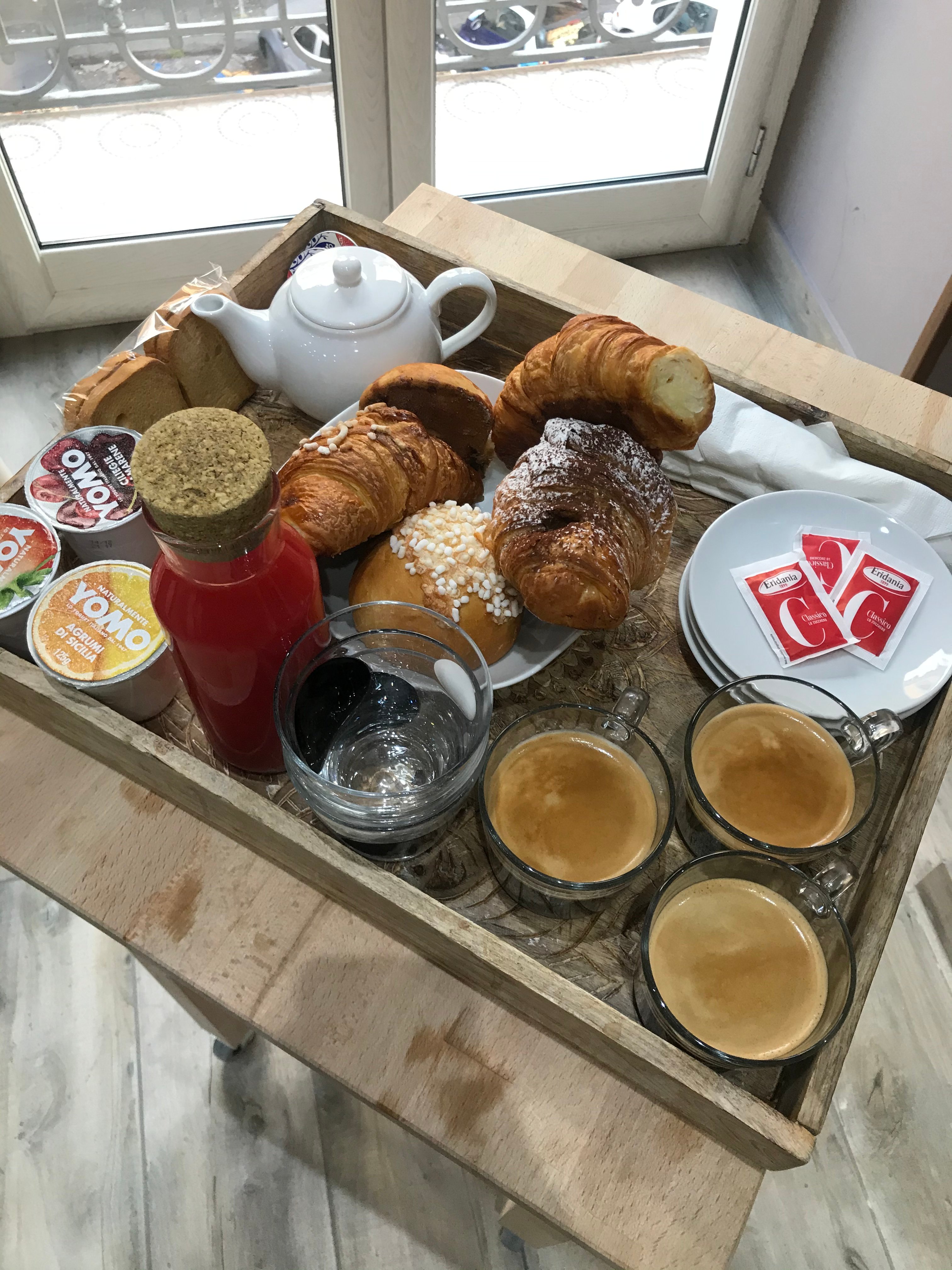 B&B Partenopeo-官方