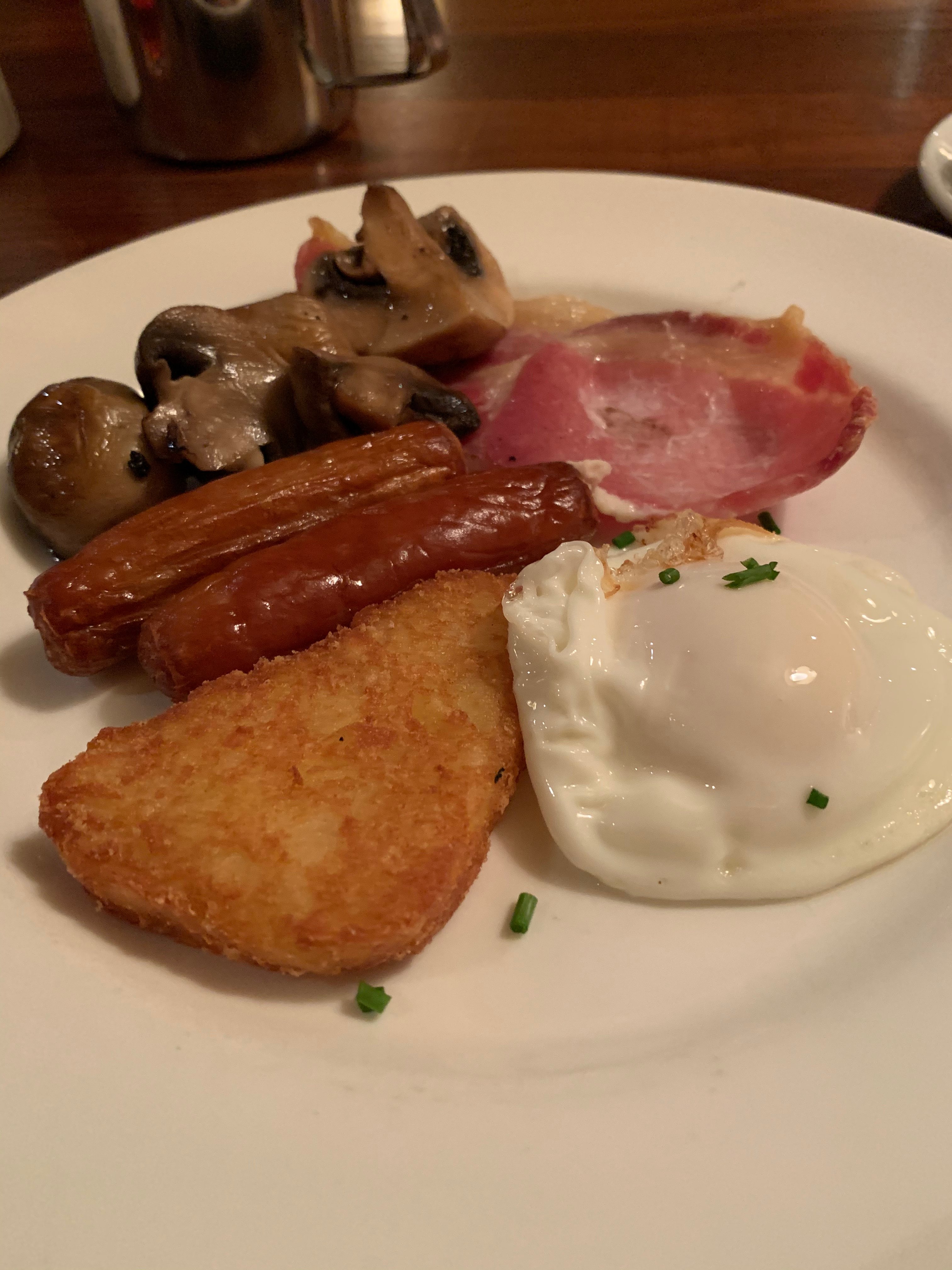 Raheen Woods Hotel-餐饮