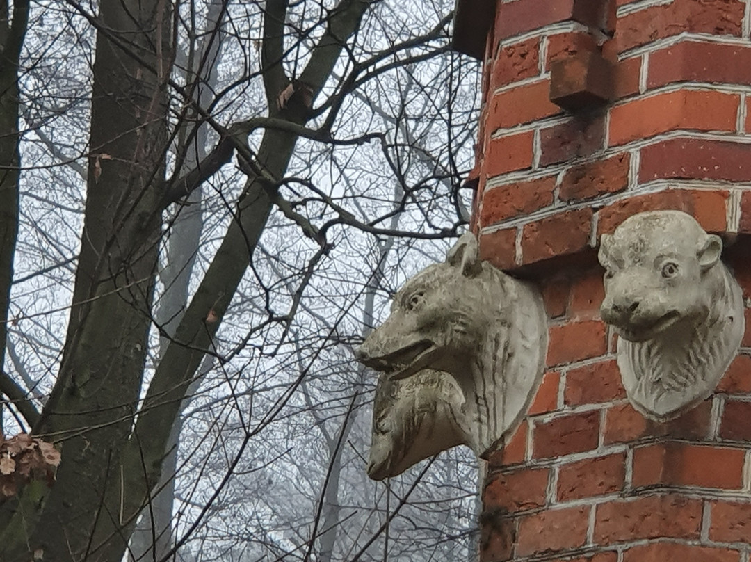 Brama Zwierzyniecka-Tenczynek必去景点