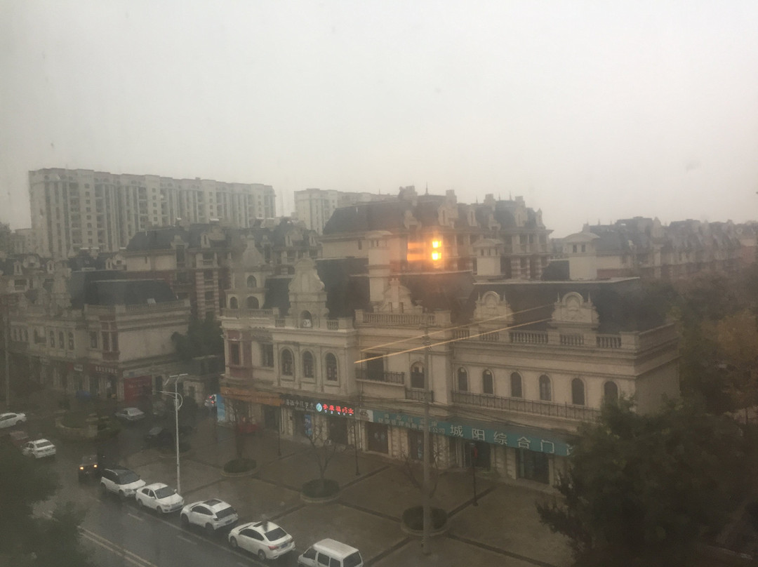 喆啡酒店(青岛台东步行街营口路店)主图