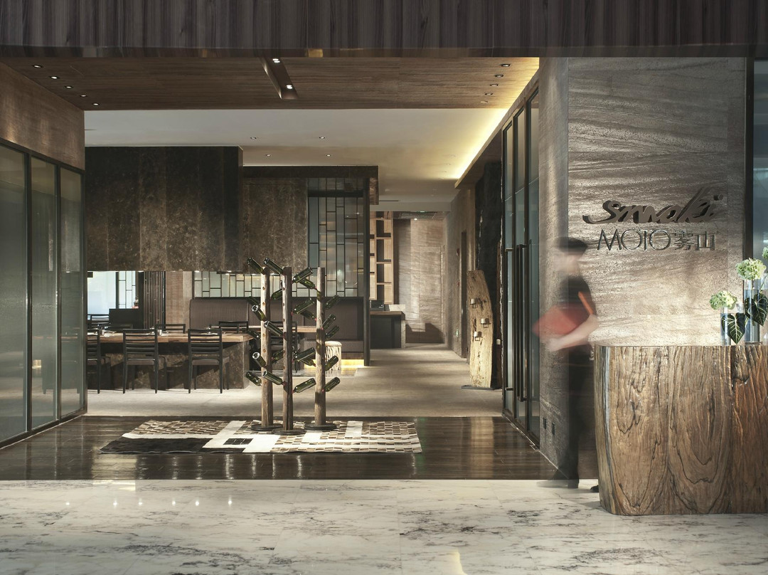 Smoki Moto雾山(上海漕河泾万丽酒店)主图