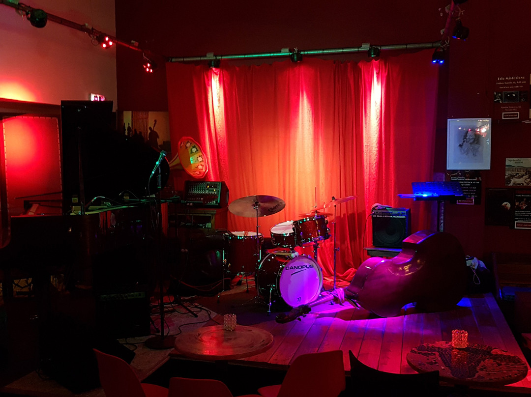 Sarah's Jazz Club-尼科西亚必去景点