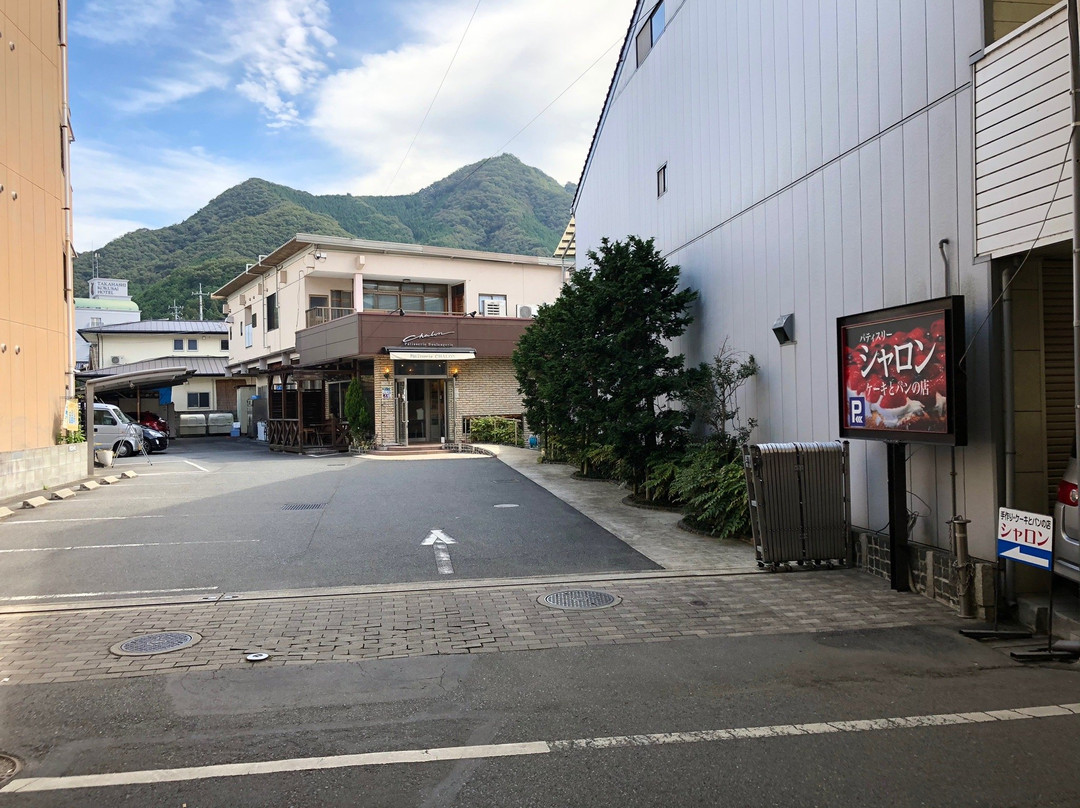 高粱市餐馆和美食-Sharon