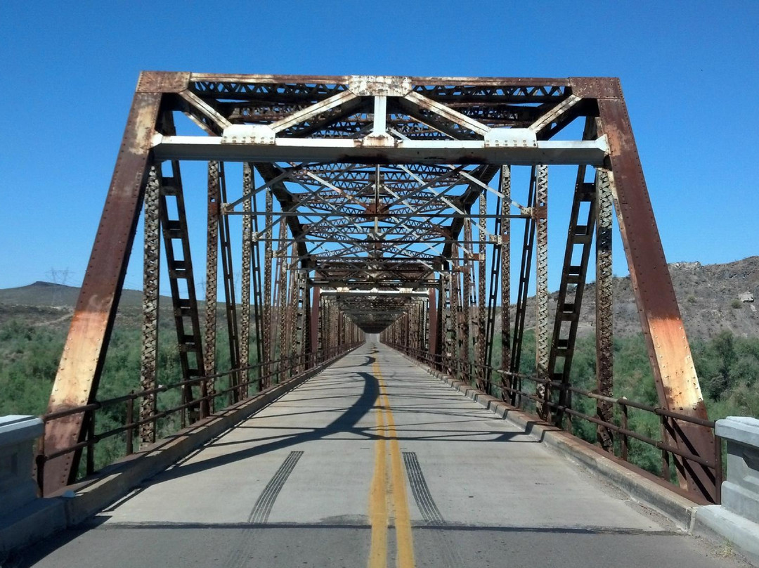 Gila Bend旅游景点-Historic Gillespie Dam Bridge