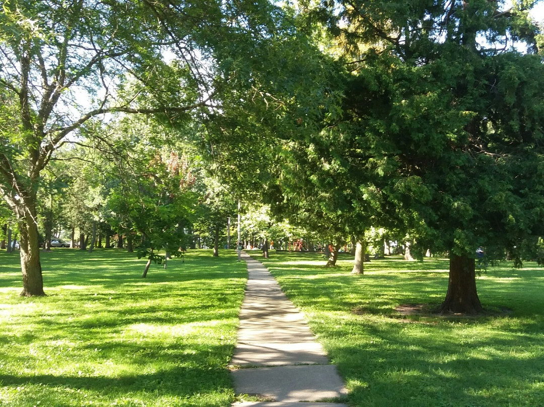 Albany旅游景点-Leonard Leota Park