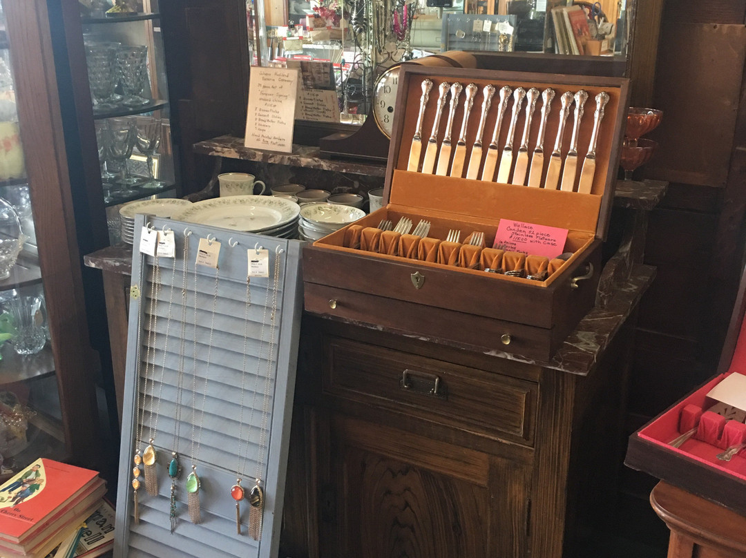 Cherry's Antiquibles-Celina必去景点