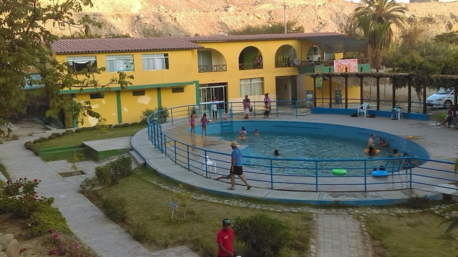 Tarata旅游景点-Banos Termales de calientes Pachia