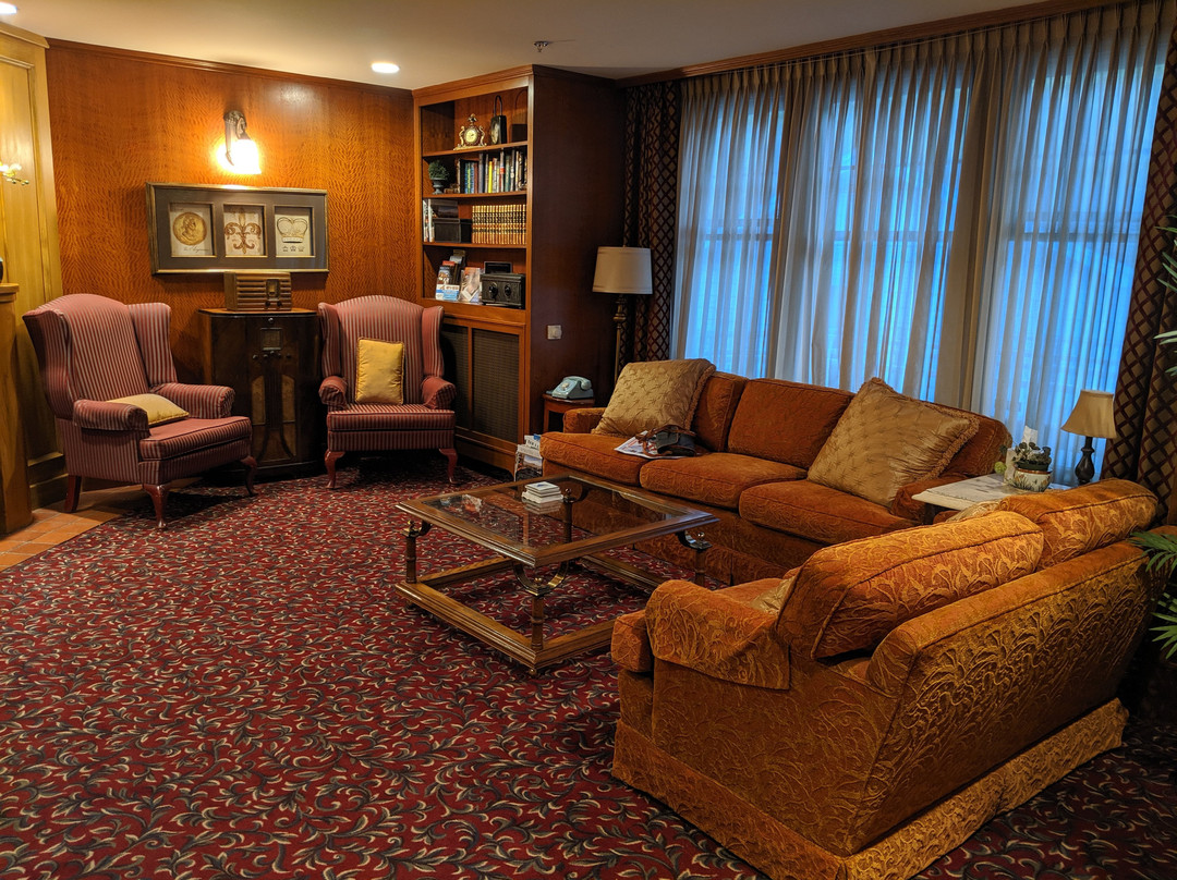 皇冠庄园精品别墅酒店主图