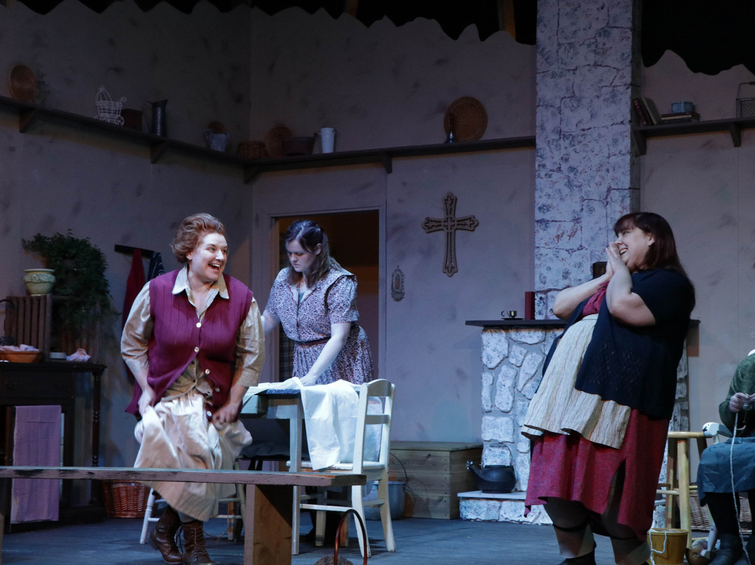 Enter Stage Right-休伦港必去景点