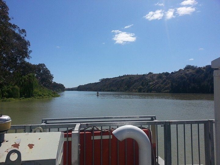 River Murray Ferries