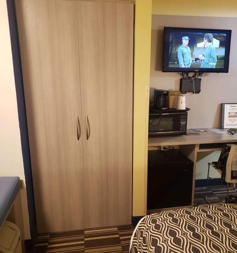 Microtel Inn & Suites by Wyndham Dry Ridge主图