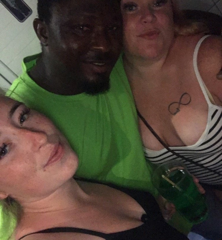 Cheeky Tikis Bar-扎金索斯州必去景点