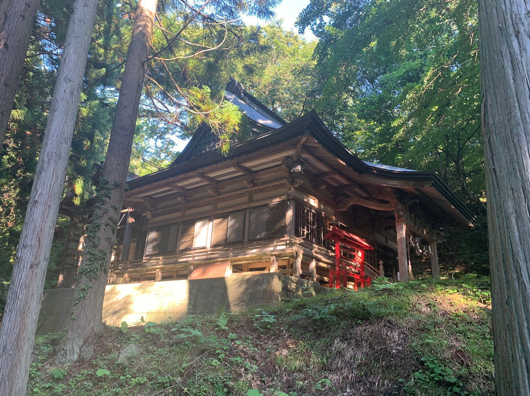 Shirataki Shrine景点图片