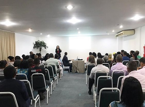 Camacari Plaza Hotel主图