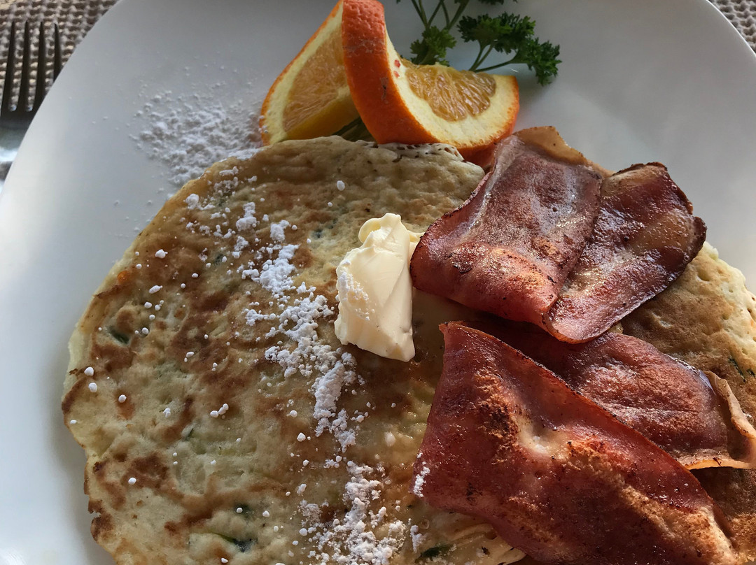 A Lakeview Heights Bed & Breakfast主图