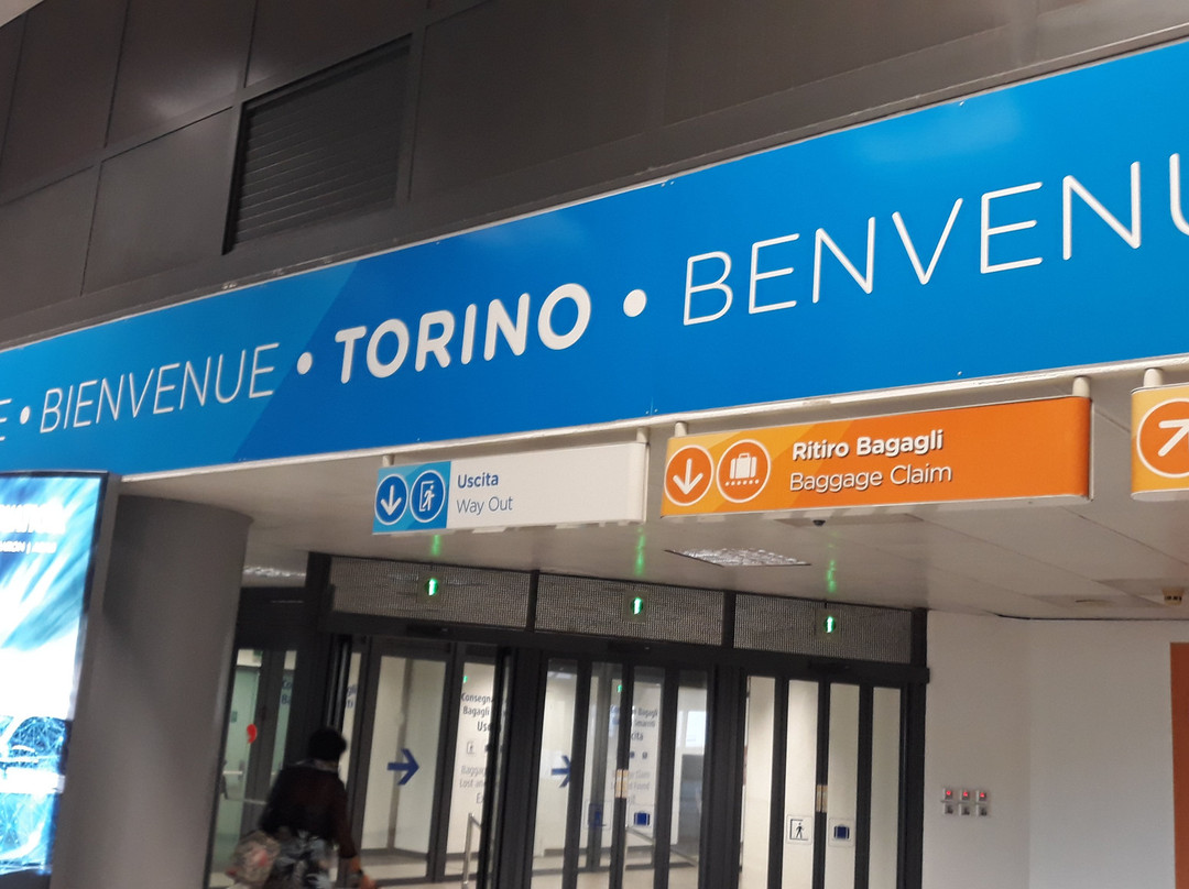 Centro Commerciale Caselle Aeroporto di Torino  Sandro Pertini景点图片
