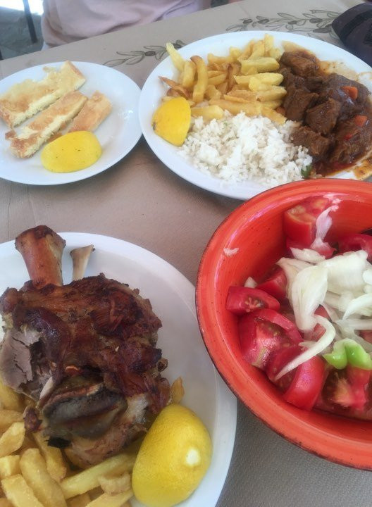 Nisi Margaritas Hotel主图