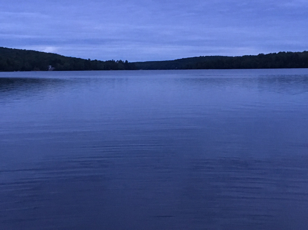 Parc Leslie-Otter Lake必去景点