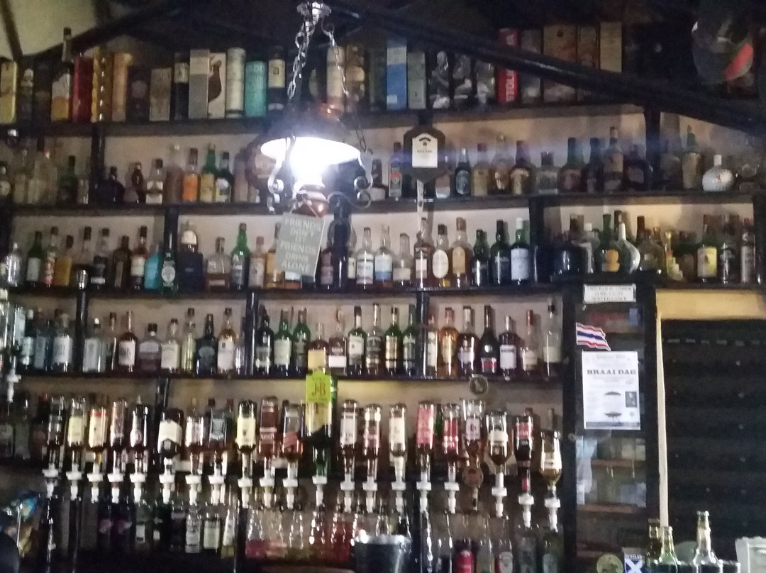 Lalapanzi Hotel & Conference Centre主图